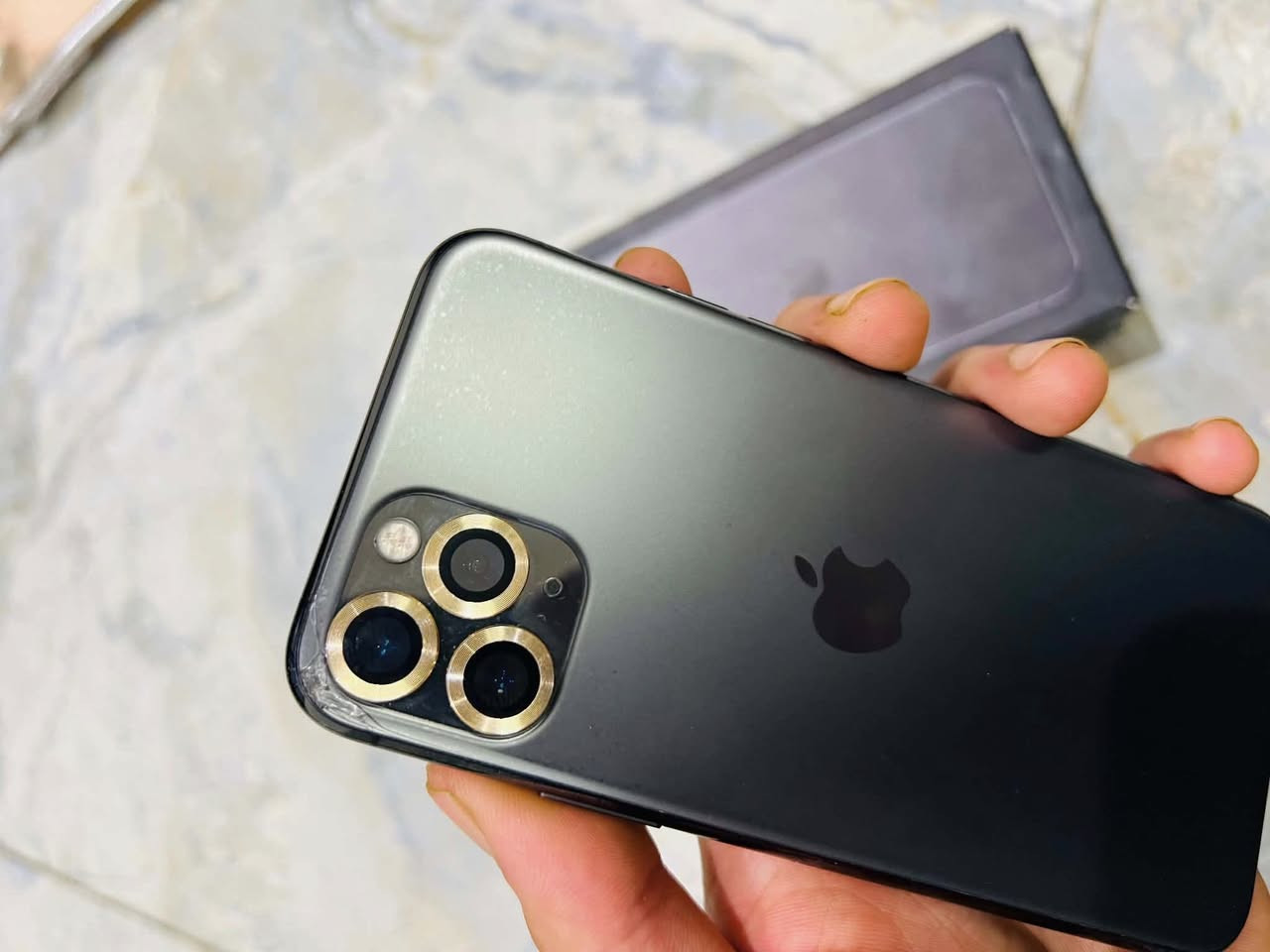 السلام عليكم 11 برو الصغير فقط برو ، 
ذاكرة256 بطارية 80 نضافة فول وتر وتر الجهاز ممفتوح ، كارتونة ويا فقط بي هاي الفطر كلش صغير بل ظهر ولامبين اصلاً بل كـفر موضح كلشي بل صوره للبيع او مراوس ب11 عادي او 11برو ماكس مكاني بغداد ناحية الرشيد رايدة275 الف وبي مجال للشراي.


**إذا كنت صاحب هذا الإعلان وتريد حذفه لأي سبب، رجاءا أرسل رسالة إلى الدعم الفني**