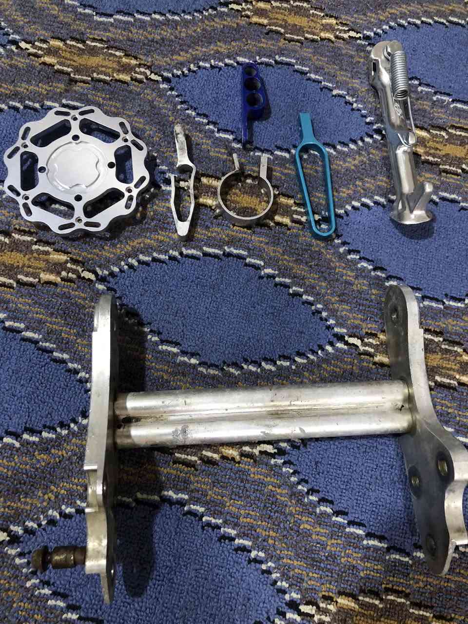 مرخصت مدير لكروب للبيع كلهن شلع ب٤٥٠بيهن مجال توصيل موجود للستفسار ***********
