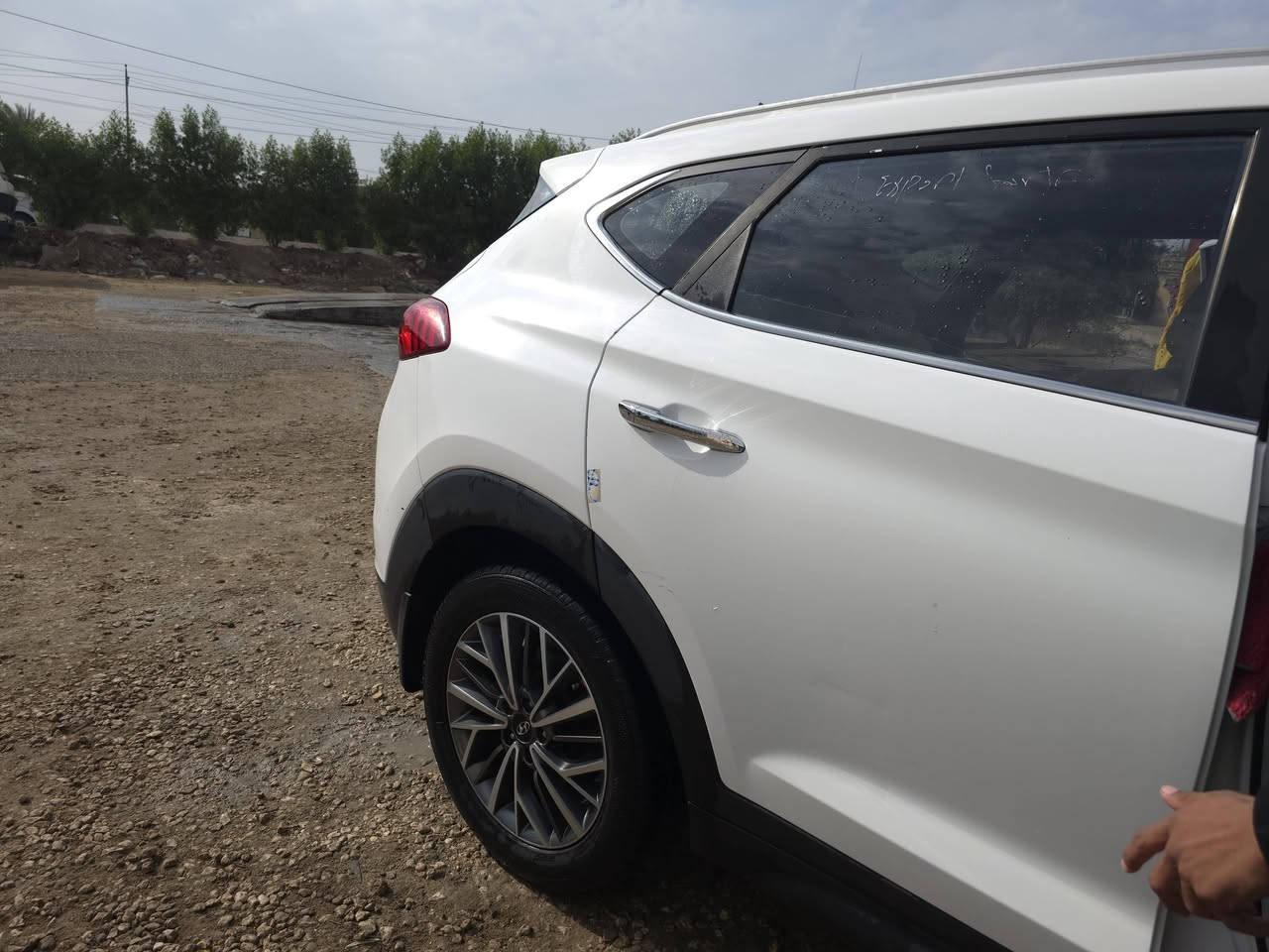 السلام عليكم 
توكسان خلييجي 2019 اللون ابيض 
فول مواصفات مكفوله كفاله عامه 
رقم اربيل بصمه خمس عدسات 
ترحيب بصمه ابواب ماشيه 110
مكانه السماوه الرميثه للاستفسار اكثر، 

هذا رقمي ***********
