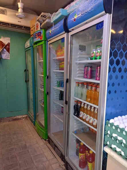 السلام عليكم للبيع برادات عمودي نضافه فول 
وعندي غراض بعد هواي رفوف وطرحيه وسبالت 
غراض أسواق كامله 
مكان كربلاء ***********
