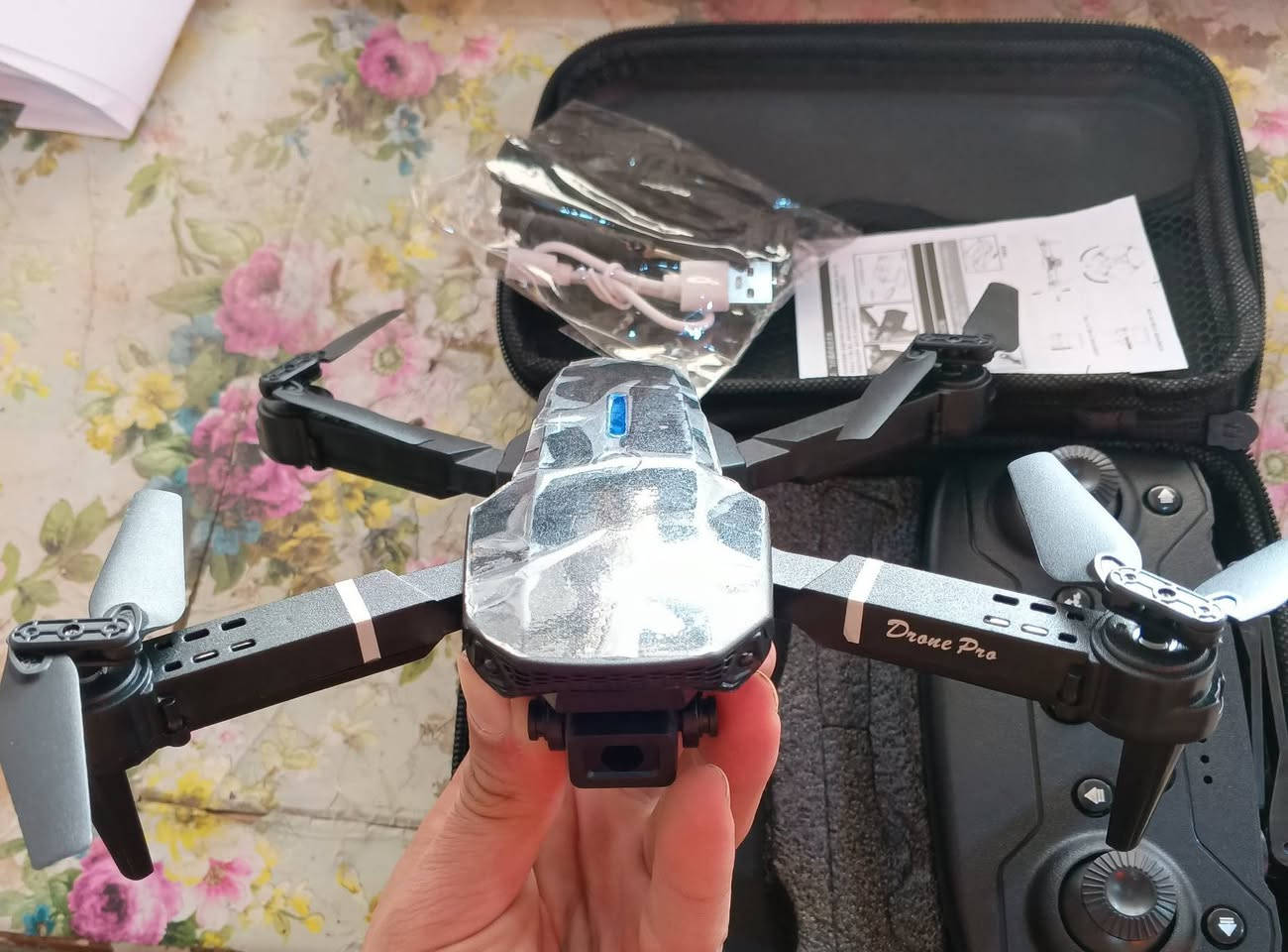 طائرة درون تعليمي ✨ شغاله جديدة لوك اجت بدون كامرة سعر 15 ألف توصيل موجود 🚛


**إذا كنت صاحب هذا الإعلان وتريد حذفه لأي سبب، رجاءا أرسل رسالة إلى الدعم الفني**