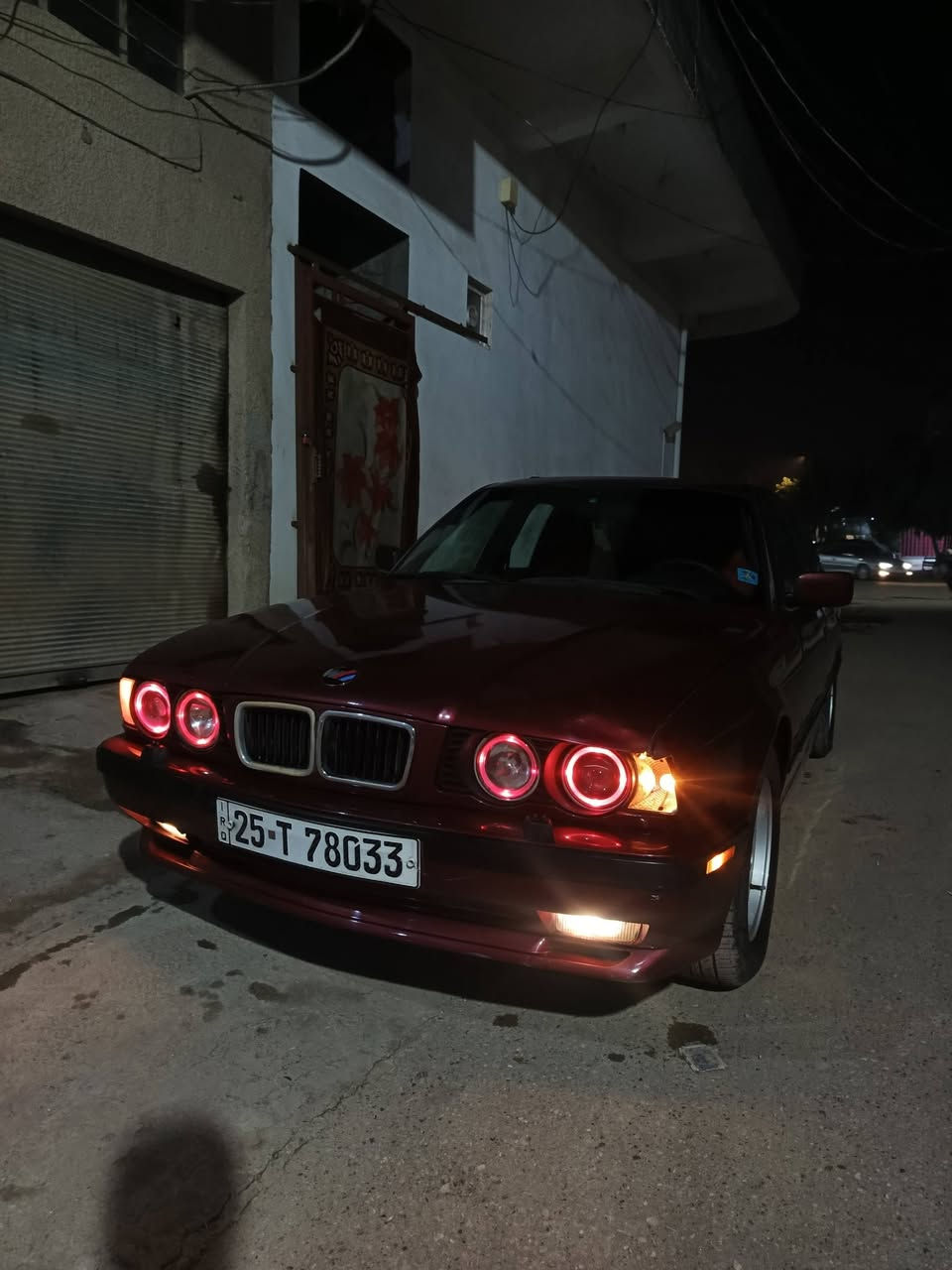 بي ام 525 موديل 1992معلايه 1995
مكينه صقر 28 كير اوتو 
تنته كهرباء شغاله 
كهربائيات شغاله 
تخم ويل جديد +تخم تاير 
تبريد🥶
بسمي شرط التحويل سنويه لل30
السياره بيها ملاحظات بسيطه 
السعر 55وبيها مجال العنوان ديالى بعقوبه 
***********
