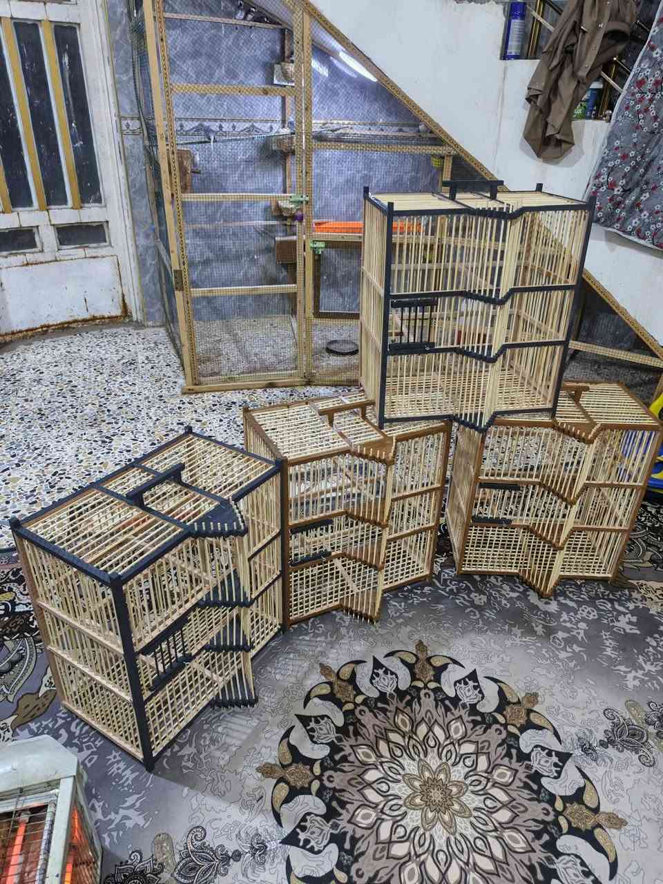 قفص ديكور تصميم مميز السعر 15   ارتفاع 60 وجه 50 عرض 32 مكاني مغربة 
***********
