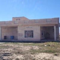 الطيوب • دار مع أرض • غرفتين