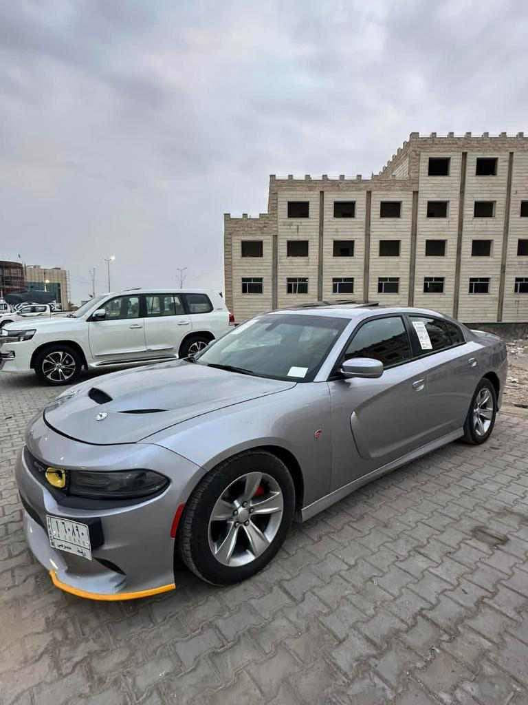 سياره موديل 2017 رصاصي صدر الحمام اصلها 2015 داخله باسم معوق رسمي وهسه داورتها باسمي هزه جديده رقم واسط انكليزي تتحول بكل محافضات حادثها مال امريكا جاملغ وبنيد فقط بدون دواخل بدون شاصي لا لغد سياره عليها كت كامل srt وفتحه سلايد وبيها رشه صبع بالتكمه الوره فقط لابارد ولا مجوايه ضربه بسيطه سياره استخدام شخصي مامشتغله خط ماشيه 110 miفقط بيع او مراوس باوباما جارجر دورنكو جيب فقط مكان حاليا تكريت ***********
