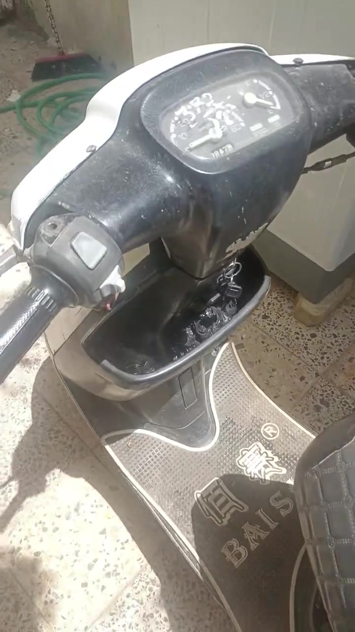 درجه البيع نظيفه مفتوحه بس بستم بطه ياباني ***********
