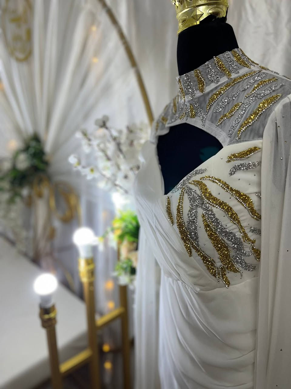 سلام عليكم 
فستان عقد ملبوس نص ساعه اخذته ب100 
ب30 ابيعة


**إذا كنت صاحب هذا الإعلان وتريد حذفه لأي سبب، رجاءا أرسل رسالة إلى الدعم الفني**