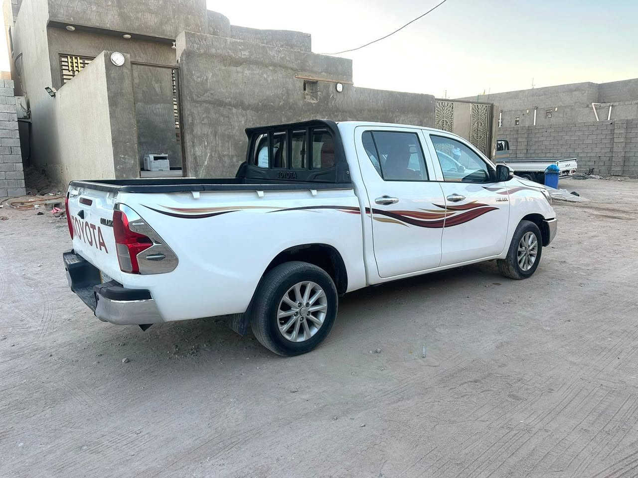 " السلام عليكم  ....
*للبيع بيكم تويـوتا هايلوكس 
#السـعـــر_178$ ورقـــه 💸
•للأتصال على رقم الهاتف 📞📞...
•
• 👈🏻👈🏻  [[   - *********** -  ]]  👉🏻👉🏻
•
ـــــــــــــــــــــ ــــــــــــــــ ـ ـــــــــــــــــ ــــــــــــــــــــــ
*موديل «2016» : كـويتي
*گير عادي
*گااز - گااز
*رقم البصره
*سنويه مجدده
|| بيهه صبغ يم بك اللايت فقط.||
*والباقي كفاله من كلشي
*محرك بلادي برغي ما مفتوح
*السياره مرتبه ما بيهه اي نقص

*السياره جديده وجاهزه بالمعنىٰ ...

-فوول مواصفات💯
-سويج🗝️
-تبريد❄️
-تدفئه
-مسجل📻
-شاشه AUX
-تحكمات بالستيرن
-حساسات اماميه
-حساسات خلفيه
-وحداديه جديده

🔹 باقي التفاصيل اتصل إعلاه 👆👆  ...
 #العنــــــــــــــــوان_البصـــــــــــرة ✔️
-------
للإعلان على :- Centers Qasim ✅
---------------------
