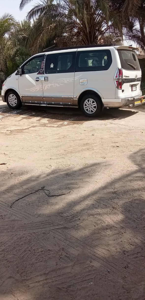 سلام عليكم ستاركس البيع مسكر اصل كير عادي ***********
