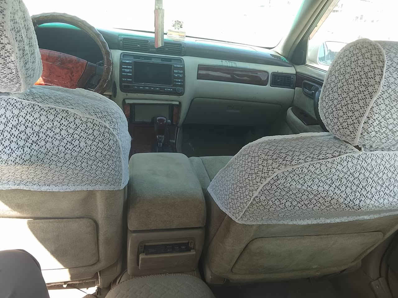 سلام عليكم السياره فول موصفات كفاله الضربه والعيب الشرعي وصبغ السياره معلايه 2005كامله معاملتها صاعده هزه 
السعر 60بيها مجال العنوان الزبير (ملاحظه )مكلف بل نشر هذا رقم راعيها ***********
