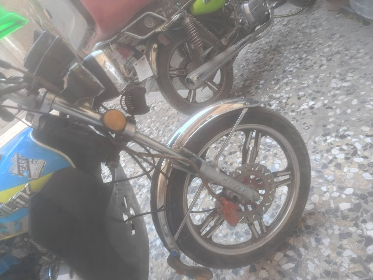 سلام عليكم دراجه للبيع مديل 23جديده وراق كامله دراجه للبيع كفاله عامه  لبكان بياع بغداد رقم***********
