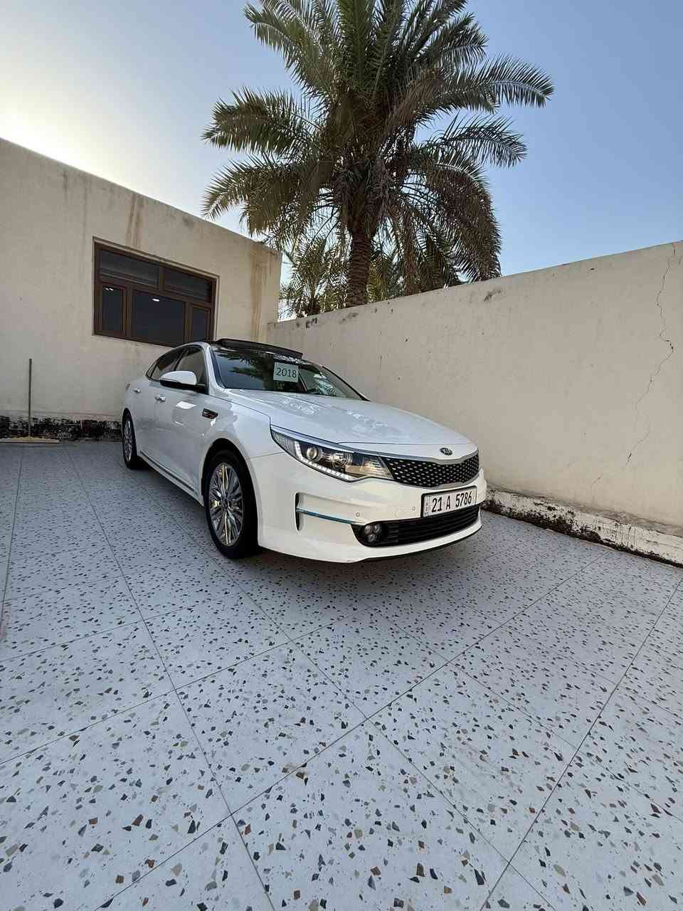 قطعه تحفه
اوبتيمامديل 2018خليجي فول اعلى فئه 1/1
مكفولة من الصبغ والضربه والتبديل كفالة عامة 
فقط كارت صغير بالباب الخلف السايق
.بصمة تشغيل و بصمة ابواب 
.كشنات جلد بلادي
.دواخل بيجي 
يدات نيكل داخل وخارج
.كشنات كهرباء  
.هندبريك بصمة 
.كشن خزن ميموري 
.حساسات إماميه + خلفيه 
.شحن لاسلكي 
.فول تحكم ستيرن + شفتات 
.تبريد بيانو 
.ثلاث انضمة قيادة 
.محرك 2400 بشرط مامفتوح بعده على وضعية الشركة
ماشيه 84 الف حقيقي
حداديه جديده توني مبدلها حته دبلات جدد
.تخم تايرات جديد
السياره بيها مواصفات هوايه 
السياره جديده بمعنى الكلمة تجي وتشوفها 
رقم سليمانيه بسمي سنويه لل 2030 هزه جديدةتحويل ثاني يوم

الديوانيه قضاء السدير 

للاستفسار الاتصال 
***********
