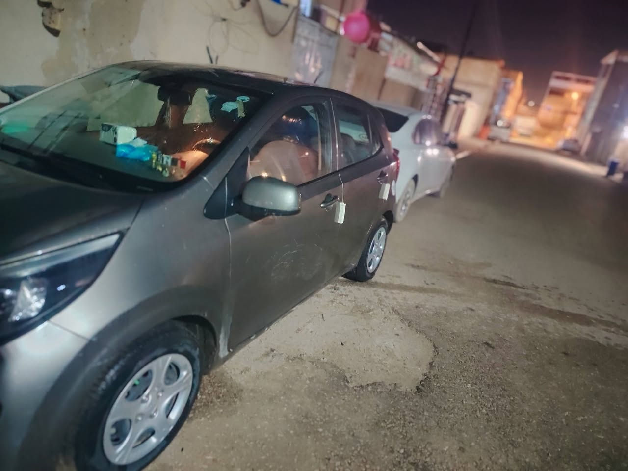 سياره كيا بيكاندو 2018 ممشى 29 محرك دوش كبير حساسات امامي خلفي مانع انزلاق كاميرا خلفيه مع الجامه تبريد ثلج السياره نظيفه جدا السعر 93 وبيها مجال للشراي رقم موبايل*********** الموقع النجف حي الجامعة قرب المجسرات الزهرة
