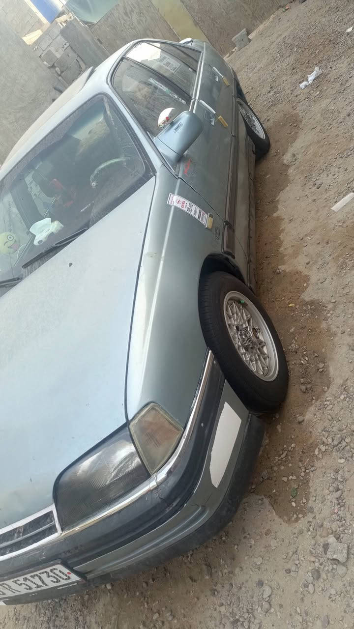 السلام عليكم باسمي اني 2030 موديل 91 محرك 2000 بلادي العنوان رمادي بذياب السياره مصبوغه جماليه السعر خاص خاص ***********
