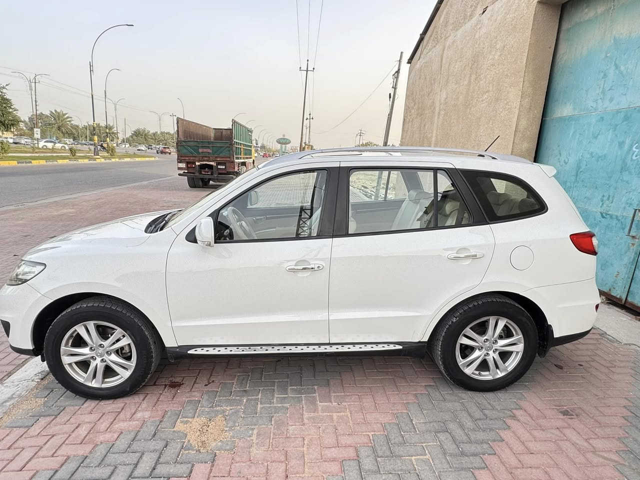 السلام عليكم سنتافي 2011خليجي فول مواصفات
مكفوله من تبديل والضربه ربع باب صبغ سونار موضح 
رقم بغداد بسمي مكينه 6سلندر مامفتوحه كير مامفتوح تبريد 3قطع ثلج ❄️ تدفئه 7راكب كشنات جلد كهرباء بصمه تشغيل بصمه ابواب مري شفط 
فور ويل 4*4كامره خلفيه ثلاجه وسطيه لايت زنون 
تخم تاير جديد حداديه جديده ادامه كامله للسياره 
السياره مال جناي احلى من الصور لابارد ولاشخوط 
مكان السياره كربلاء السعر 163مجال بسيط جدا ***********
