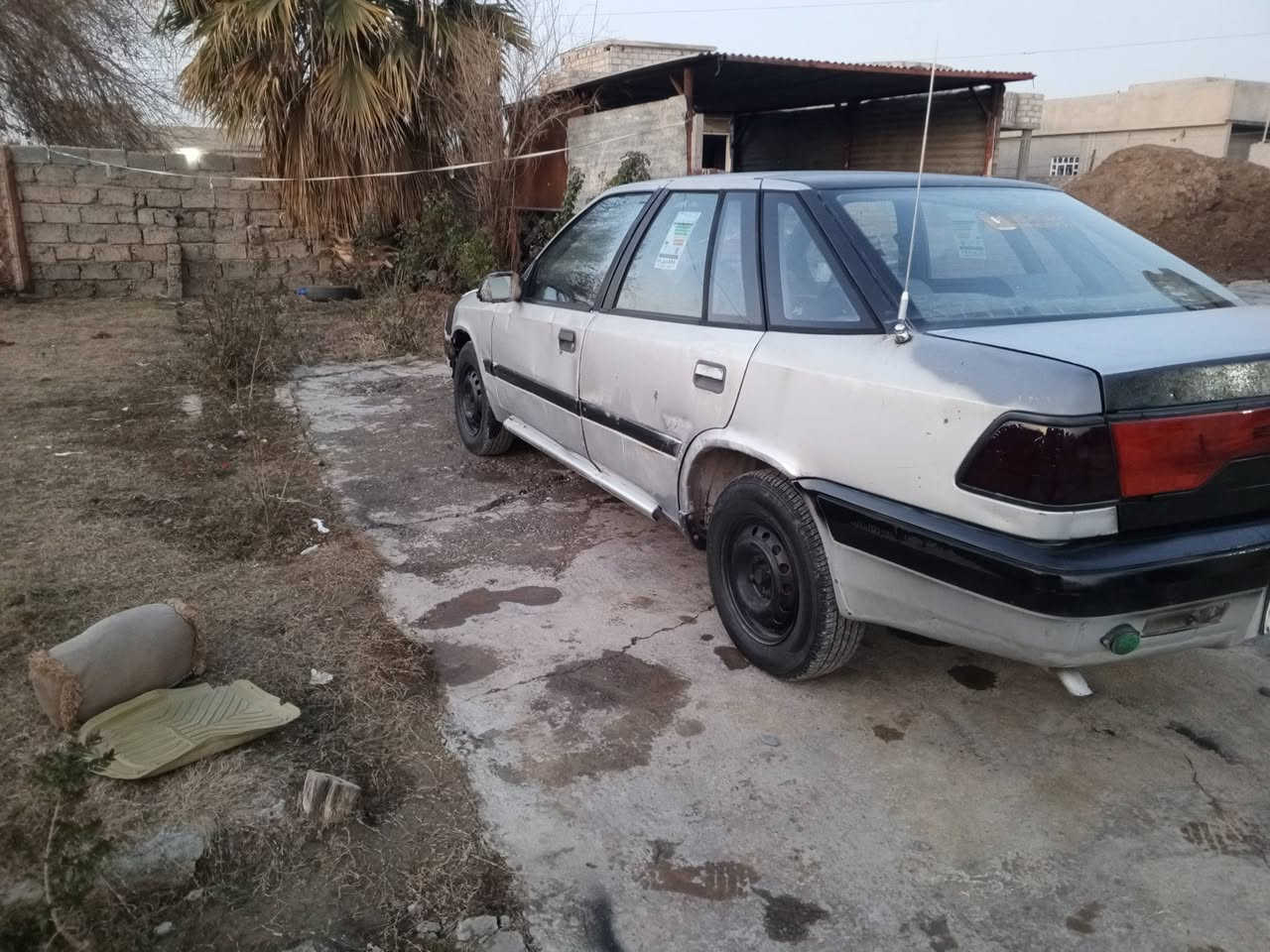 دايو اسبرو موديل 94 رقم صلاح الدين فحص شرط التحويل الشرعي من الشركاط محرك كير فكترا حجم 16شرط  تايرات جديد صدر جديد كهربائيات شغاله مسجل شغال تدفئه شغاله باتري جديد السعر 19 وبيها مجال ومراوس يرهم ومقدمة وقسط ترهم مكان السيارة الشرقاط// *********** // ***********
