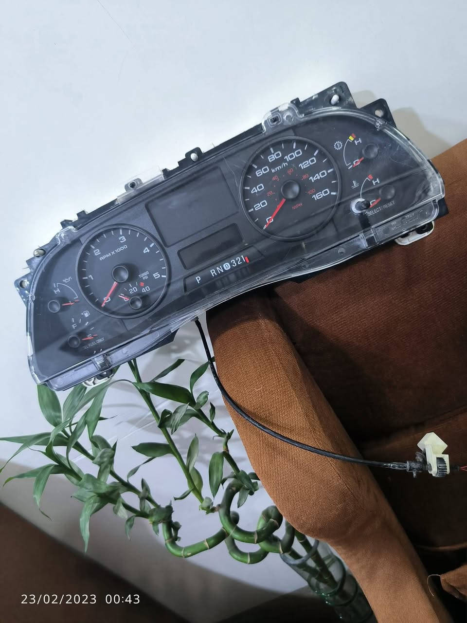 يوجد عدادات فورد F 250 للراغب الاتصال ***********
