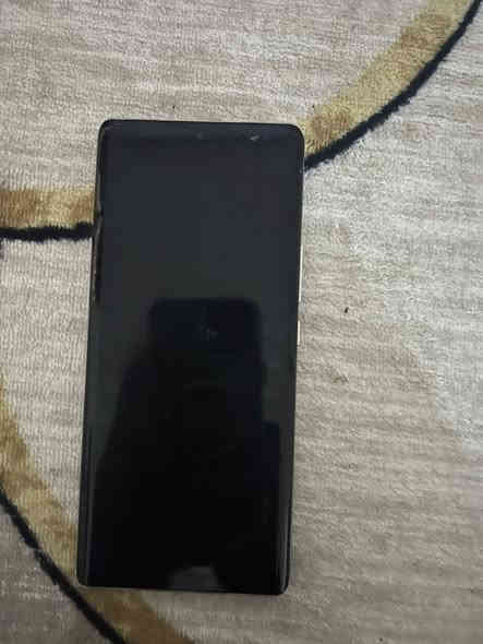 السلام عليكم
 هونر 70 للبيع
ذاكرة 256 العشوائية 10
اندوريد 14
دقه شاشه FHD
المعالج 778Gplus
سعة البطارية 4800
شحن سريع66 واط 
بصمه اصبع وبصمه عين 
غراضه كامله شاحنه الاصلية مال شركه
وبعد بي هواي مواصفات والجهاز نظيف مامتعوب تجي تفحص وتقتنع يله تاخذه السعر 275
★مكان بغداد الغزالية ***********
