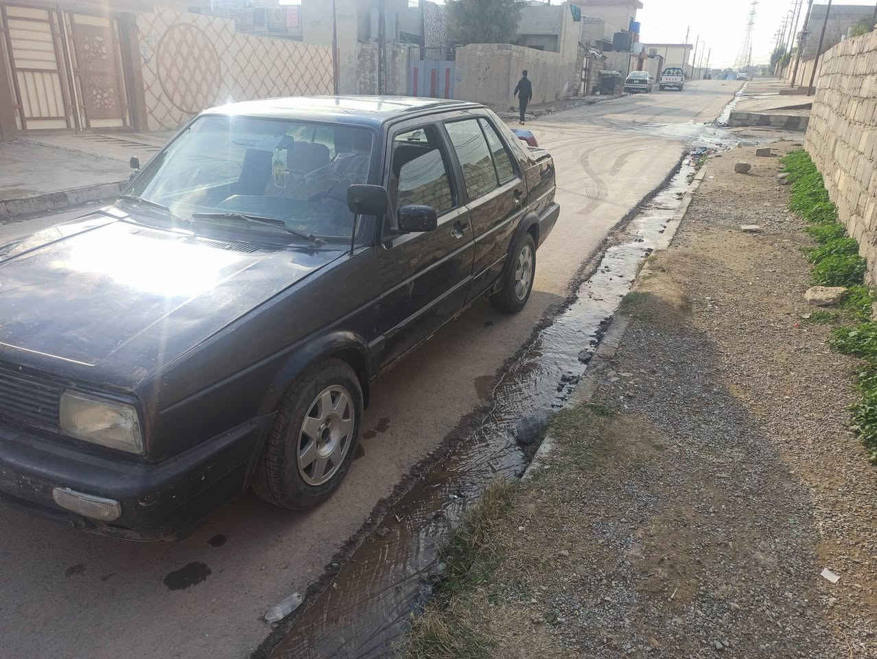 سلام عليكم جيته موديل 91ارقم الناني كبون بنزين سنويه27 محرك وكير شرط كهربيات كلها شغالا والباقي كداب العين السعر 20وبها مجال للستفسار الرقم ***********
