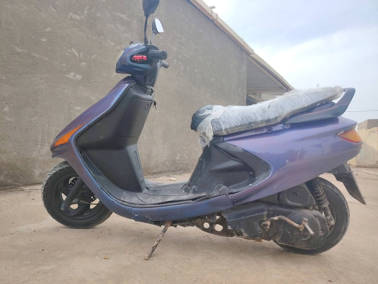 سلام عليكم
دراجه فراشه للبيع نقصها بس ترتيب كهربائيات، شلعه تخبل و نضيفه.
السعر خاص هاذه رقمي الي يريدها يدلل ***********
