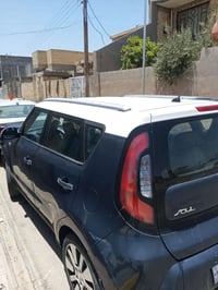 موديل 15 خليجي يعني محرك دوش كير محرك ع البلاد .. تو كلر لونين بلاد ال...
