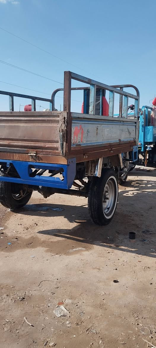 السلام عليكم 
ستوته للبيع موديل 2016اوراق أصولي المكان الحمزة الشرقي السعر الاتصال على الرقم ***********
