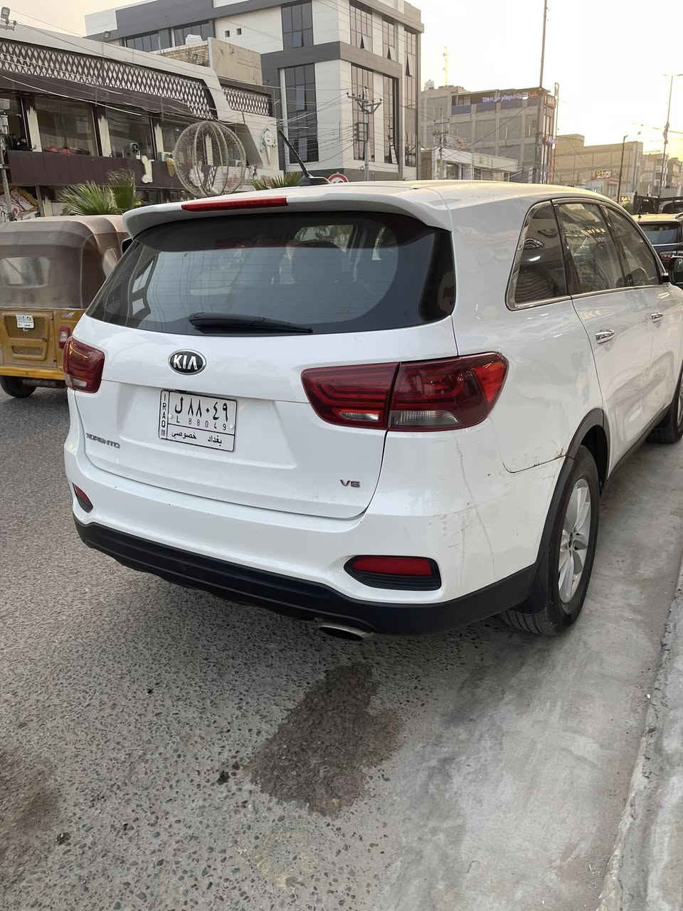 سورنتو 2020 وارد أمريكي سيارة ماشية 88 الف  سيارة جديدة وحلوة 7 راكب 6 سلندر كشنات كهرباء سيارة حادثها جداً بسيط الدعامية الوره مكسوره ومصلحة بدون تبديل بدون فتح سيارة كفالة من الصبغ وقطرة المعجون تروح تفحص يم اي ابو مركز بالي يعجبك سيارة ناعمة وحلوة والمرغوب الأمريكي سويج نص فول سيارة خير من الله 
سعر 220 وبيها مجال بسيط 
عنواني ميسان العمارة 
الرقم ***********
