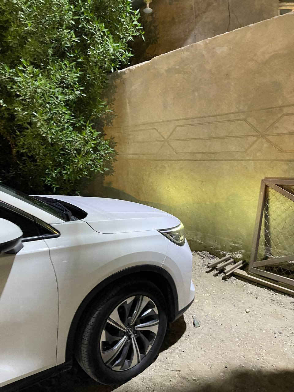 للبيع سياره GS4 صيني موديل 2023 
ماشيه 50  الف كيلو متر 
سياره 5 راكب 
كراسي كهرباء 
حساس مري جوانب 
السيارة كفاله عامه فقط هاي الدحجة بسيطة 
كاميرات 360 درجة 
نظام ( sport,normal.smart ) سبورت ، طبيعي ، رياضي
نظام ايكو اقتصاد البانزين 
دخول ترحيب ذكي 
سياره انسه صرف البانزين 
تحذير حزام الأمان ، نظام تقفيل من بعد ، فتحه سقف 
سياره رقم بغداد مشروع وطني تحويل ثاني يوم 
سياره مرتبه  شبابيه وعائليه اقتصاديه رياضيه بنفس الوقت
السعر (160)  وبيه مجال للشراي 
العنوان البصره - الطويسة
***********
