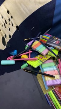 خوان دفاتر 6. وقلام جاف ورصاص كلهن بعشره قفل هاثه رقم 07891339550