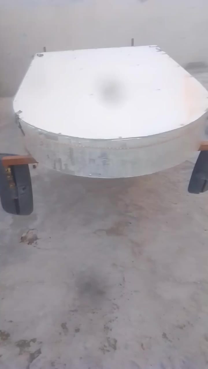 السلام عليكم محجل ستوته للبيع كامل حته قمريه بي مرايات بس شدو التفاصيل على رقم ***********
