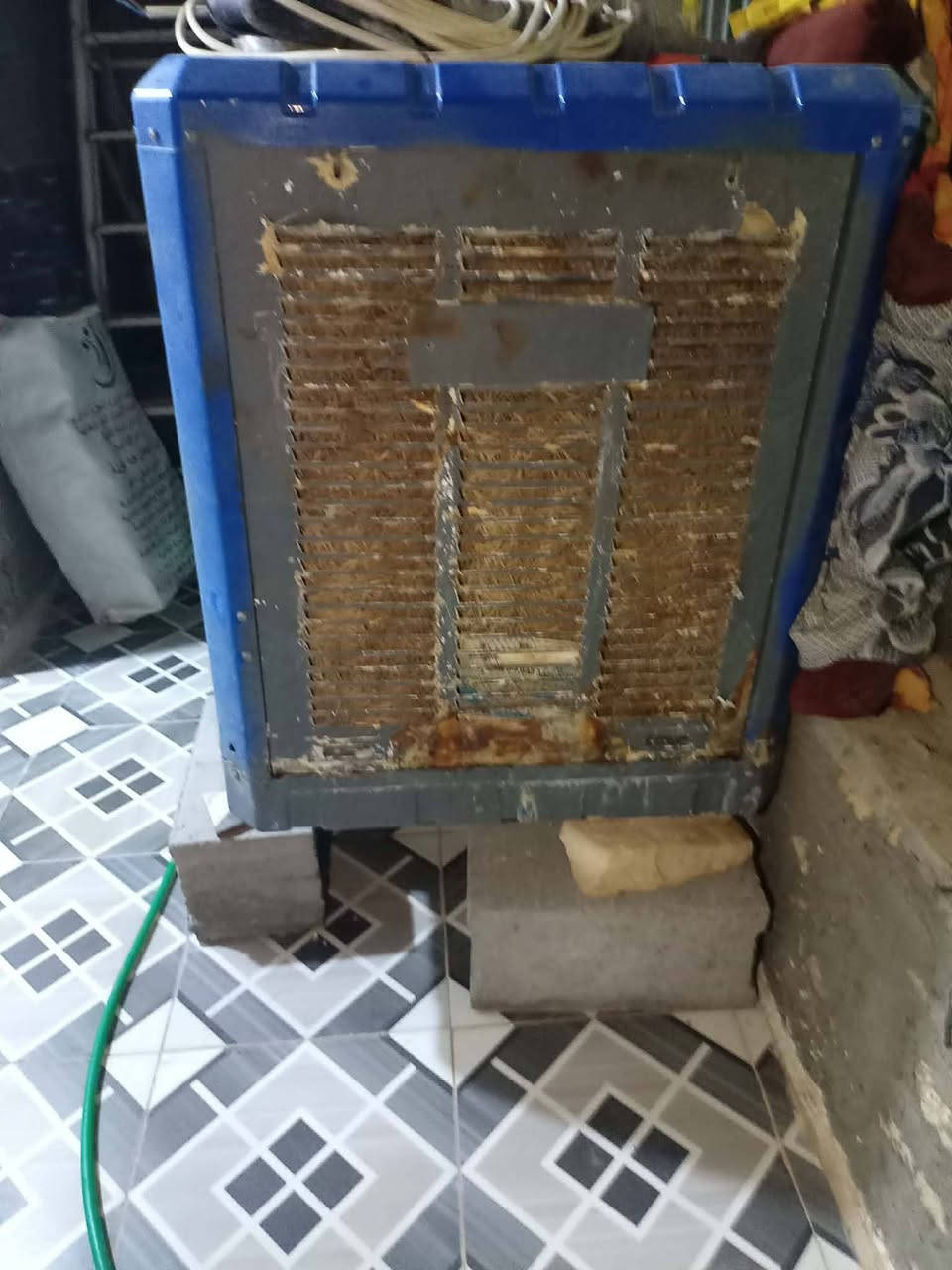 سعر، المبرده الوحده ٥٠


**إذا كنت صاحب هذا الإعلان وتريد حذفه لأي سبب، رجاءا أرسل رسالة إلى الدعم الفني**