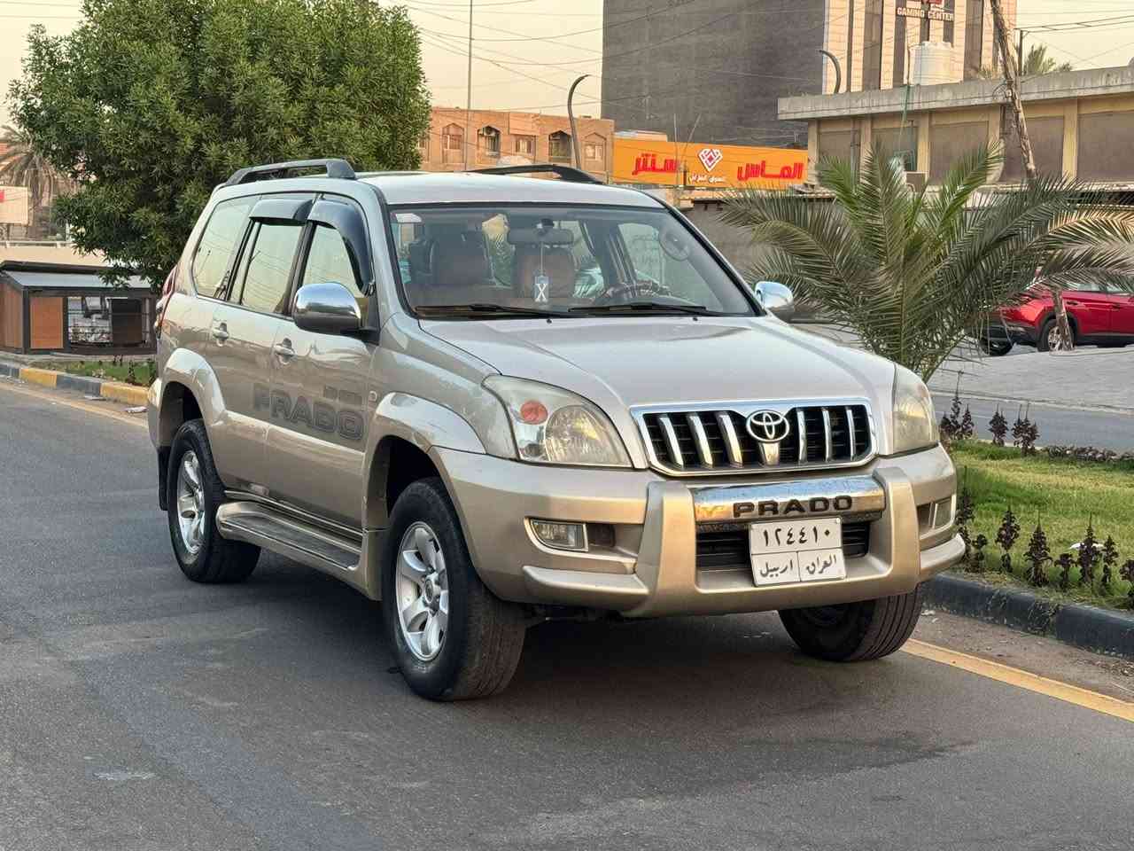برادو 2009 مكفوله للبيع 
محرك 4 سلندر كير مكينه صدر نضيف جداً 
مكفوله من الصبغ والتبديل 
مواصفات ( شاشه / كامرا / فور ويل / سبير تعليك / 7 راكب / تبريد 3 قطع ) 
رقم اربيل تحويل او وكاله بشرط 
مكاني بغداد 
السعر :- 137 وبي مجال بسيط 
للاستفسار :- ***********
