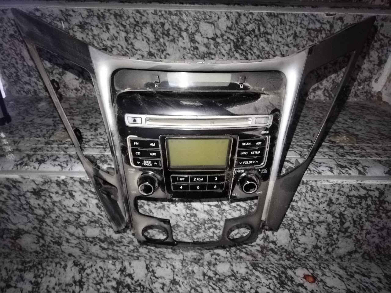 غراض سوناتا  شباك ومسجل وراديتر شغالات كلهن شلع ب ٦٠ الف ***********
