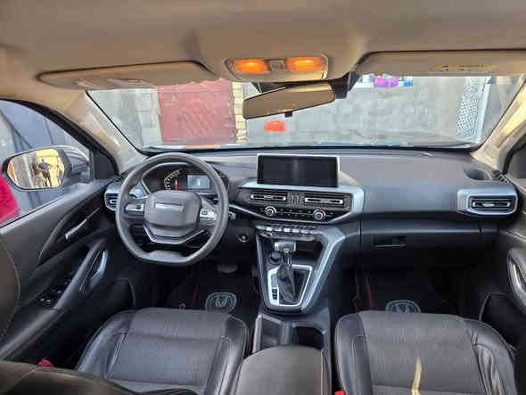 السلام عليكم ورحمة الله وبركاته ...
بيك اب شانجان هانتر موديل  2023 السياره جديده كفاله عامه ماشيه 70900 كيلو 
بعدها داخل الضمان 
مواصفات 
بصمه 
فور ويل 4x4
مري شفط 
كامرتين (خلفيه ، ونقطه عمياء بل مرايه الي بصف السايق) 
تحكمات ستيرن 
محرك 2400 تيربو 
حساسات 
كشنات الاماميه كهرباء
السعر (٢٦) مليون 
الاستفسار صاحب السيارة ( *********** )
مكان السياره بغداد تحويل ثاني يوم
