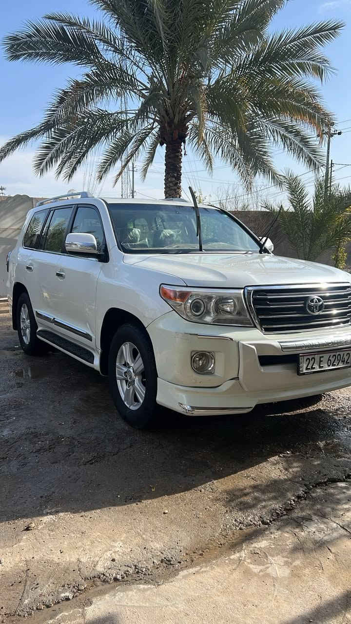 سلام عليكم 
لاندكروز2013 ساز كفاله ماعده شويه بارد بل جاملغ امامي أربع أصابع فقط سياره فول مواصفات سته سلندر 
رقم سنويه جديد بسمي  مراوس حسب القناعه 
***********
