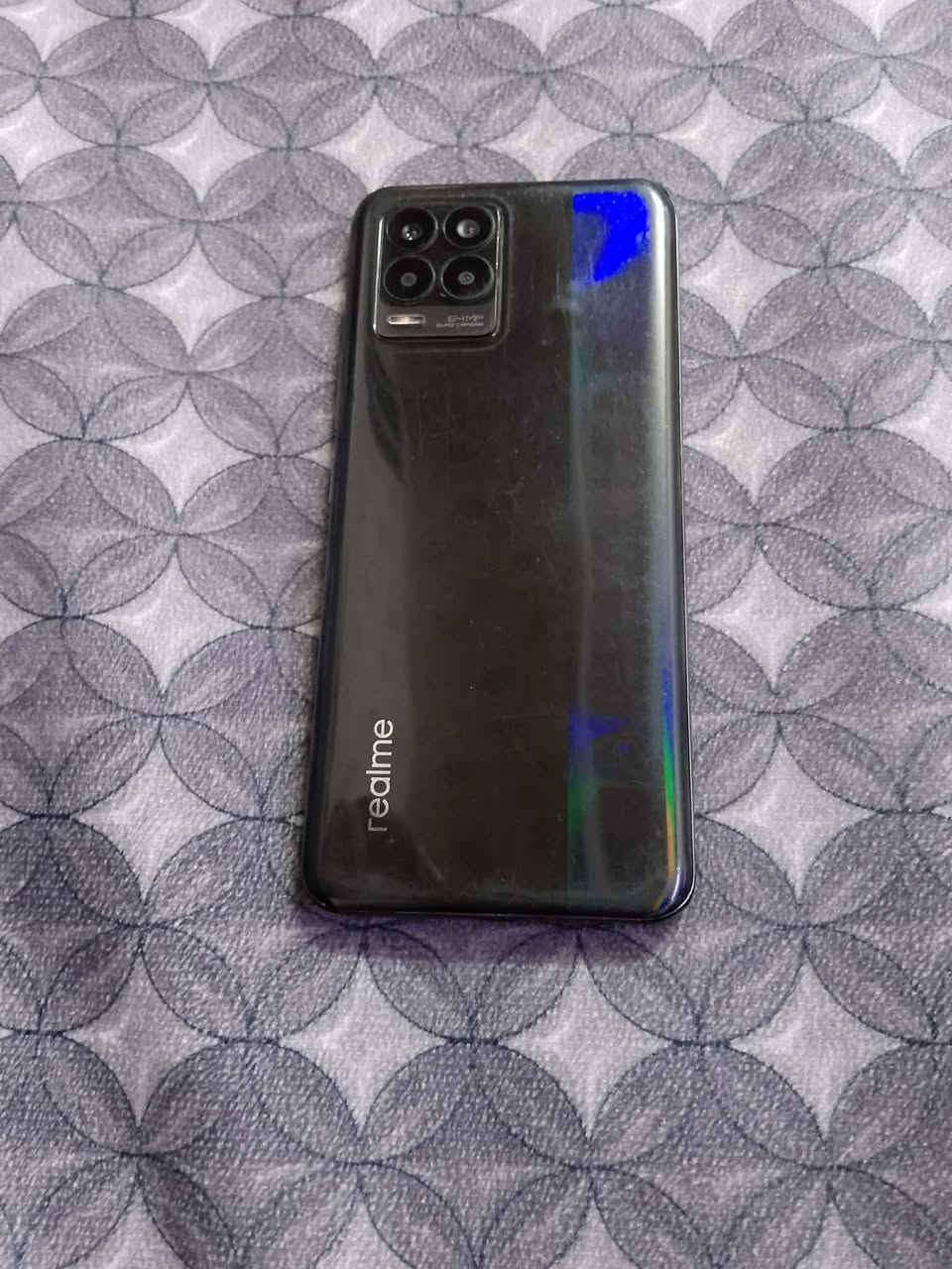 ريلمي 8 بيه فطور قليله بالكلاس مال شاشه وشرط شاشه اصليه كله شغال بدون اي خلل بصمه شاشه ذ١٢٨ 
السعر ٦٠ وبيه مجال قليل
