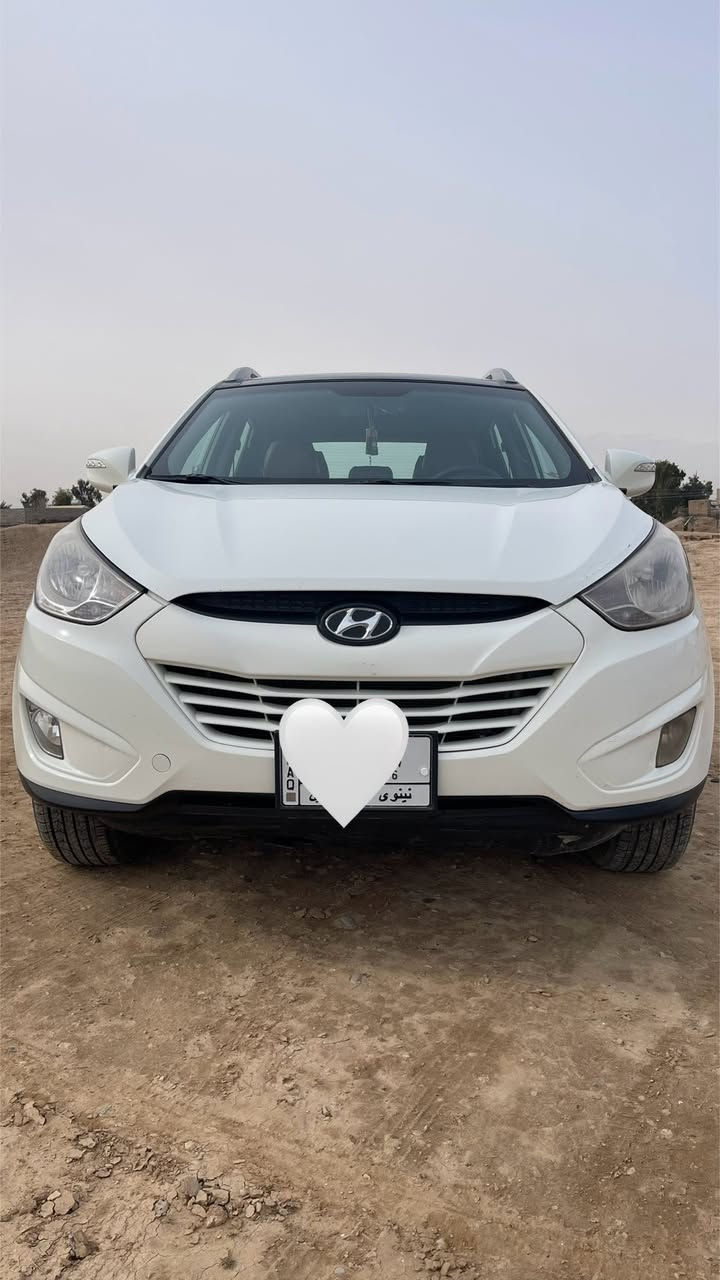 سلام عليكم للبيع توكسان 2011خليجي
سقف بنورما قطعتين سلايت بك لايت لاد 
مكفوله كفاله عامه من صبغ ملاحظتين صغار بار السياره ماشيه 210 - - -
رقم نينوى الماني سنويه 2028
السعر 145 بيه مجال شي بسط
 0788 953 7656 مكلف بلًا نشر اتصل
