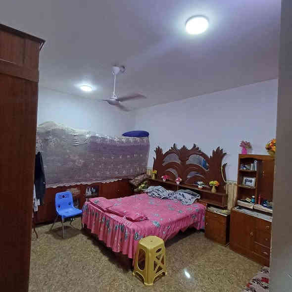 بيت لبيع طابقين فول رقم ٢٠٣٦٥ بناء حجر وسمنت منطقه متكامله ماء وكهرباء وسكن وخدمات غرفتين نوم وصاله واستقبال ومطبخ وحمامات استفسار اتصال على رقم *********** ابو خالد مكتب الاصيل
