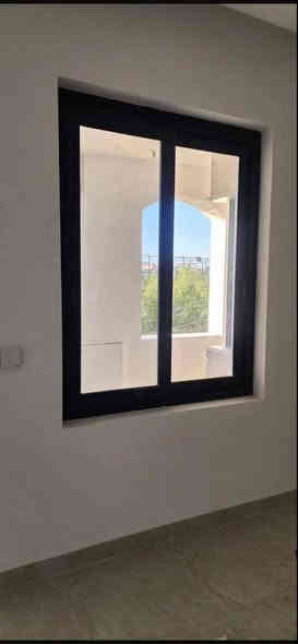 السلام عليكم عرض لمدة اسبوع فقط الشبابيك المنيوم السراي بكافة الوانه مع الجام والشد ماعدا النقل سعر المتر 75الف شامل كل الوان المقاطع والجام للاستفسار اتصال ع الرقم *********** السماوه شارع الجسر
