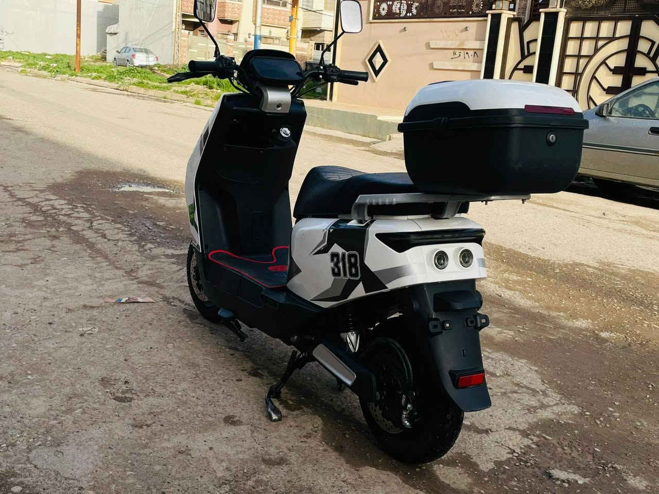 السلام عليكم 
ماطور شحن 318 للبيع 
فول مواصفات نضام R
كروس سرعة لايت زينون عالي ناصي بريكات هيدروليك 6 بطاريات كبار بطاريات بحاله جيده 
ملف 2000 السرعة 86 حقيقي 4سرع ماطور جديد مستعمل شي قليل كلو شغال مابي اي عطل أو خلل شرط الفحص السعر 600 وبي مجال العنوان حي سومر


**إذا كنت صاحب هذا الإعلان وتريد حذفه لأي سبب، رجاءا أرسل رسالة إلى الدعم الفني**