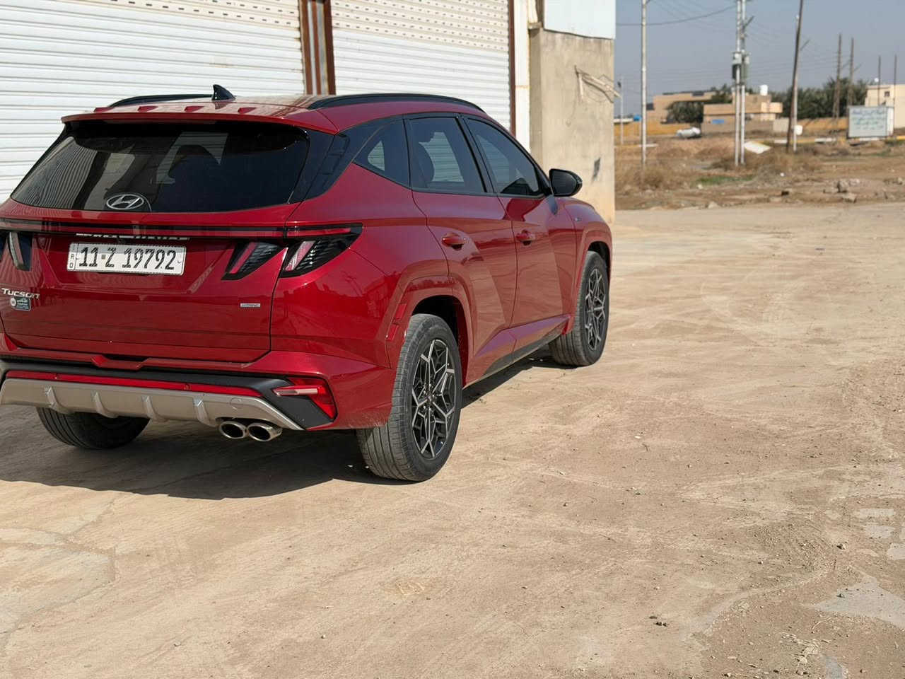 سلام عليكم توسان 2023 ان لاين رقم بغداد ومواصفاتها معروفه وراد امريكي ضررها فقط نص بنيد بدون قطرة دواخل وبدون ايرباك كل الايرباكات سليمة ماشيه 137 السيارة كلش جديده كير ومكينه وصدر وكله مكفول 

شاشه كبير 

بنوراما 

كامره 

فول تحكم ستيرن 

ويل كب 19 

رادار امام خلفي 

السعر 215 ورقه 

مكان السياره بغداد الجادريه 

اعتذر غير متواجد علفيس 

***********
