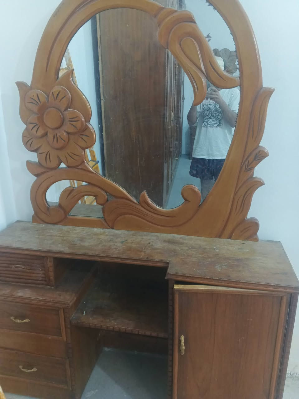 سلام عليكم غرفه نوم مكان  الزعفرانية سعر 250 بيه مجال +9647705838988


**إذا كنت صاحب هذا الإعلان وتريد حذفه لأي سبب، رجاءا أرسل رسالة إلى الدعم الفني**