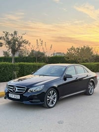 Mercedes-Benz E200 2014 سلام عليكم   للبيع او مراوسة حسب القناعة  وارد...