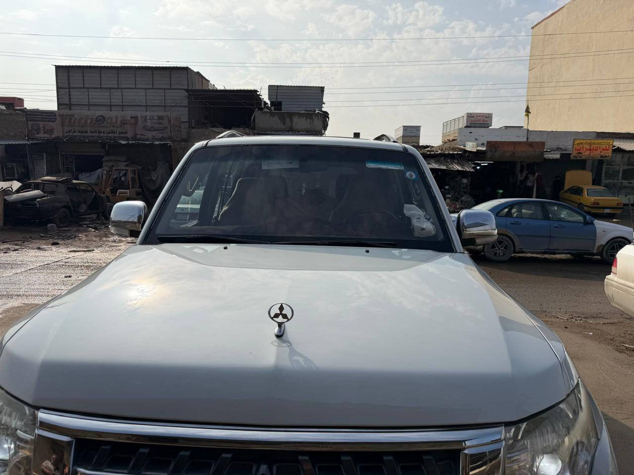 السلام عليكم باجيرو /حبتور فول مواصفات كفاله عامه السونار داخل المنشور رقم بغداد بسمي مديل 2015 مكاني النجف السعر 195$ انتصال فقط ***********
