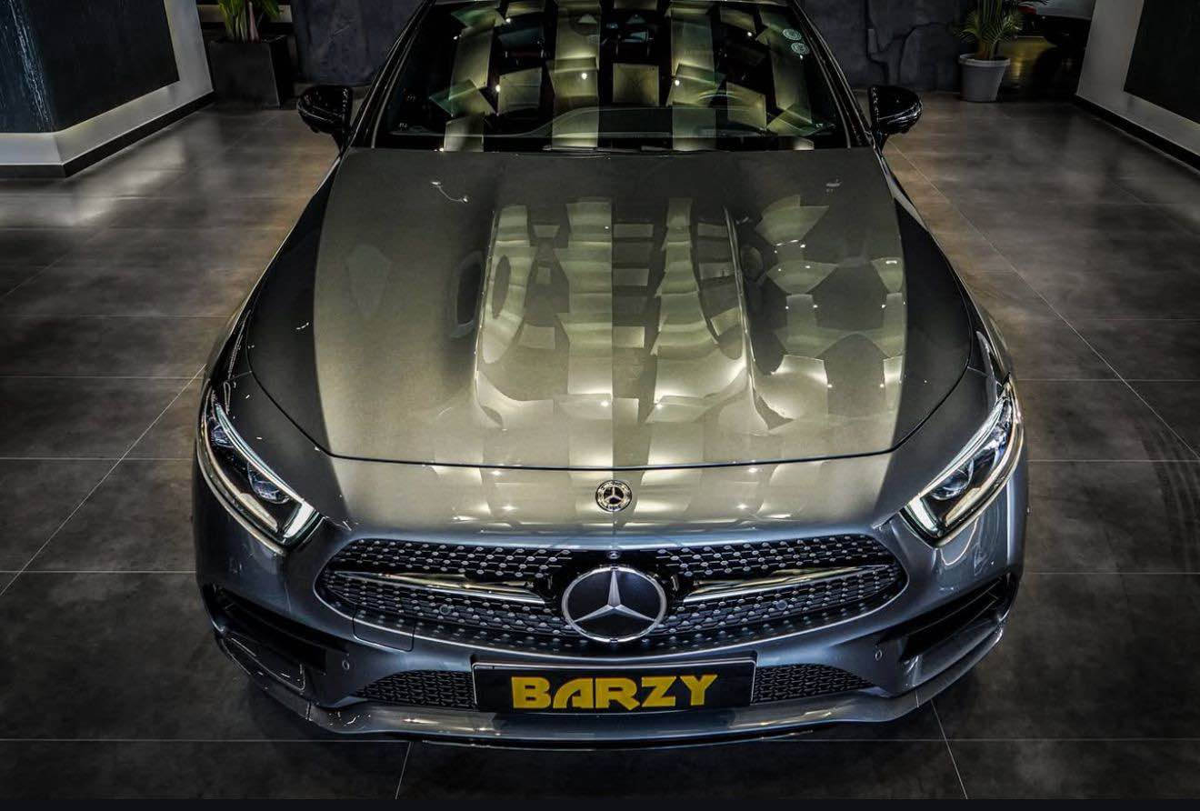 ‏Mercedes-Benz 
النوع : CLS450 
الموديل : 2021 
المحرك : 6 سلندر توين توربو 
الحالة : كلين تايتل clean title كفالة عامة
اللون : نفطي 
‎ 
الممشى : 56000 km
المواصفات : 
دفع رباعي +4matic
افلام حماية PPF كامل شركة xpel الأمريكية 
اضائات multi-Beam 
داخلية كاربون فايبر بلادي 
مقاعد امامية جلد + خزن + تدفئه 
كامرات  360 درجة 
رادارات امامية + خلفية + جانبية 
ابواب شفظ كامله
داتا شو ( Head up display ) 
اضائة محيطية ambient lighting
التنبيه قبل الاصطدام  
فرملة الطوارىء auto break
نظام صوت محيطي burmester
شيفتات ستيرن 
ناظور ليلي night vision 
نظام الجگ air suspension
السياره مناقصها شي كلش جديد
تحويل ثاني ثاني يوم 
مكانهه اربيل 
*********** أربيل, العراق
