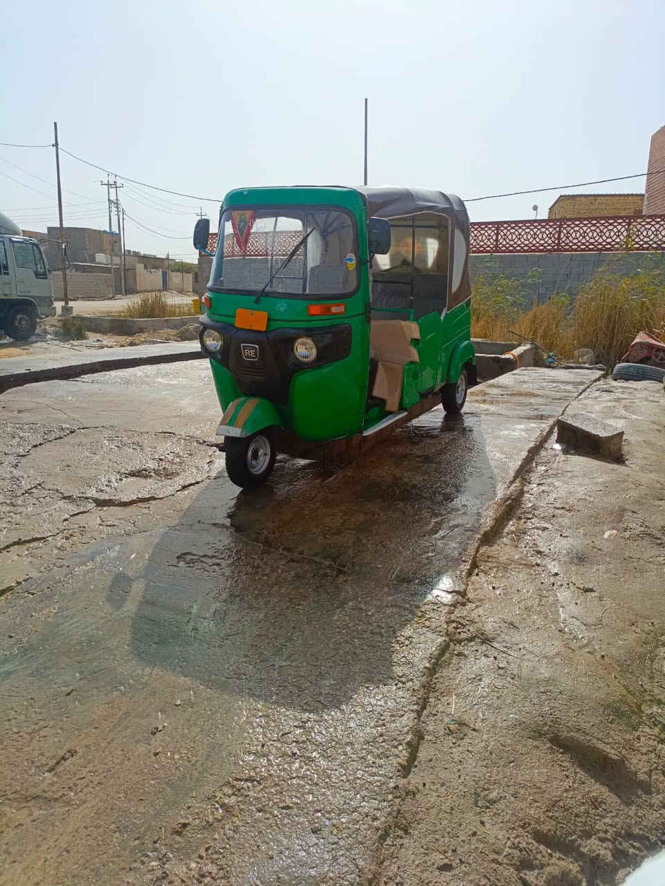 السلام عليكم 
للبيع مديل 22 
رقم كربلاء راعيهاا بناصريه يريد مداور 
مكينه كفاله 
كشر بي ضربه بلغد ومرجعه 
جاهزه من كلشي 
اخم تاير. جديد 
جادر جديد 
كهربائيات كامله كلها شغاله 
السعر 7800 وبيهاا مجال 
اتصال ***********
