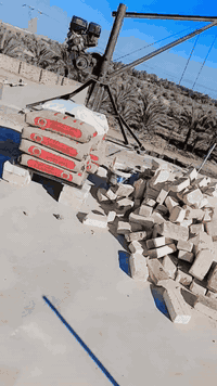 ونج لتصعيد كافه مواد البناء و الشتايكر باداره محمد
***********
