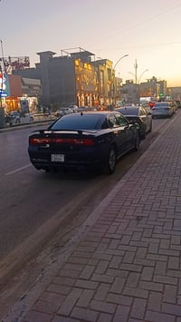 جارجر14 لون نيلي كلشي موضح بلسونلر رقم بغداد نكليزي السعر ١٣٨.  رقمي07...