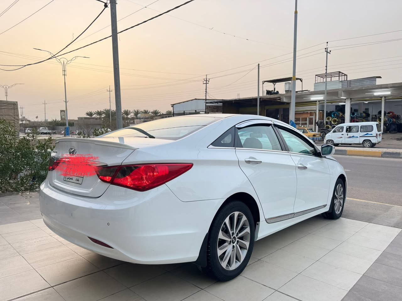 السلام عليكم 
سوناتا مديل 2014 خليجي 
كتلوكات الشركة بيها 
ع وضع الشركة كلها ابيع 
كفاله عامه من كل شي 
رقم بغداد سنويه 2027
السعر :155
الاستفسار : ***********
