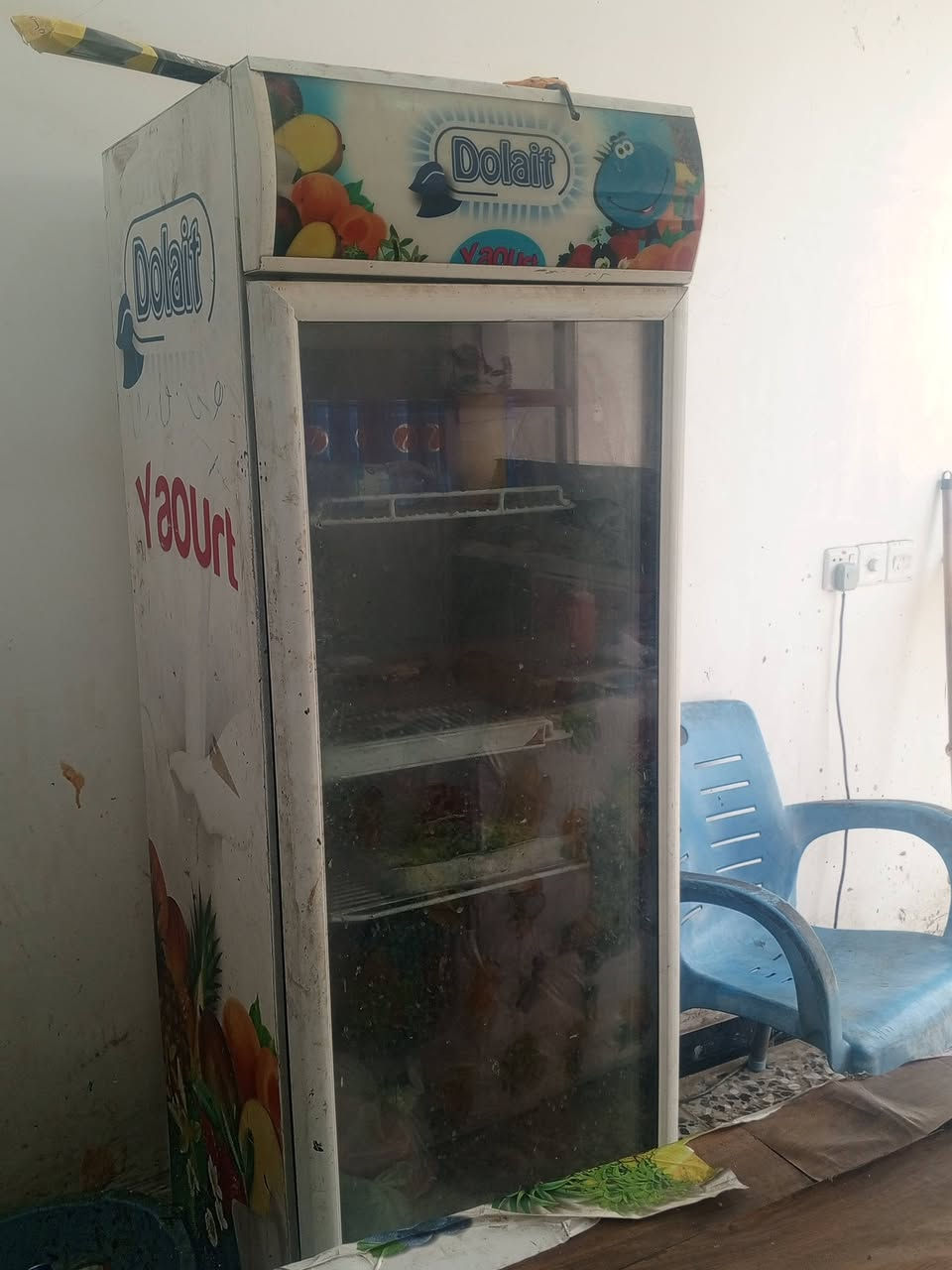 غراض مطعم البيع مكان بغداد  المعامل 
***********
